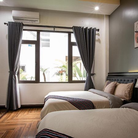 Eva Mang Den Homestay Kon Von Kla Bagian luar foto