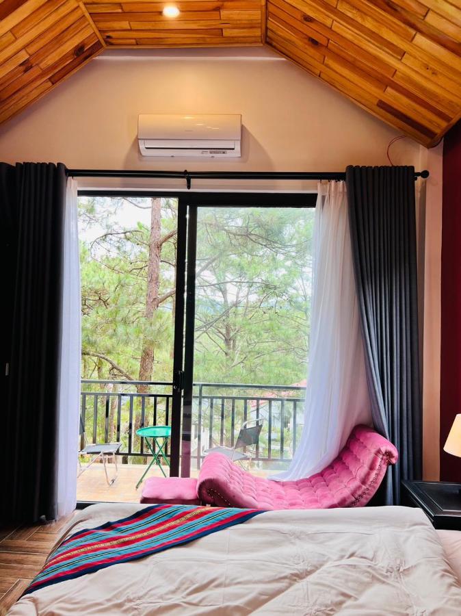 Eva Mang Den Homestay Kon Von Kla Bagian luar foto