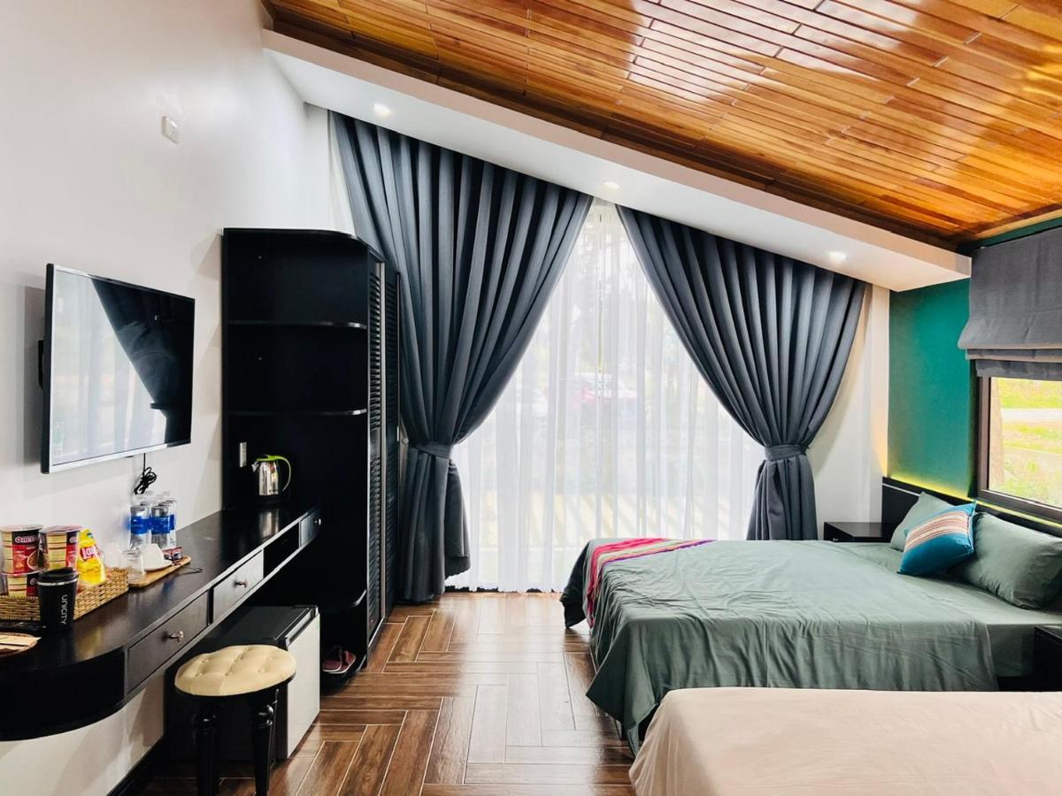 Eva Mang Den Homestay Kon Von Kla Bagian luar foto